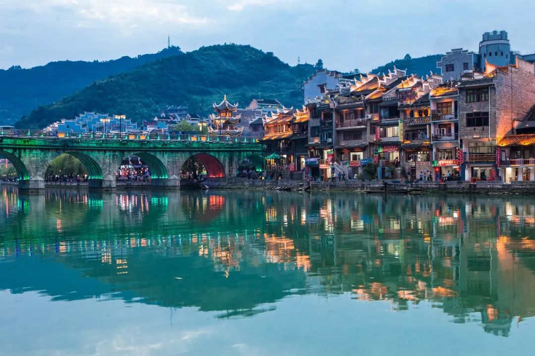 贵州日报,聚焦多彩贵州,传递时代声音