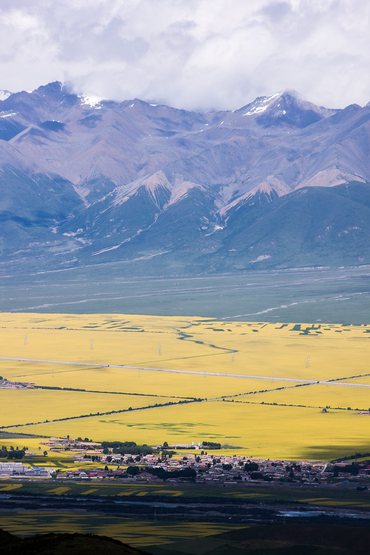 青海，西部边疆的古老女神与壮丽风光
